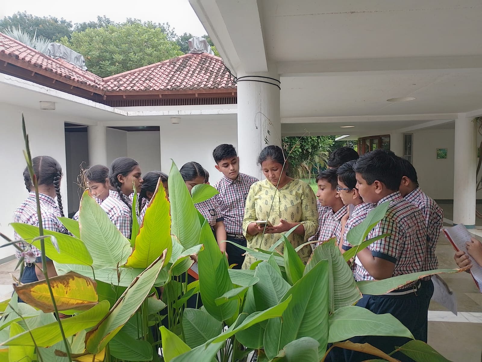 Educational Visit to Serenity Library